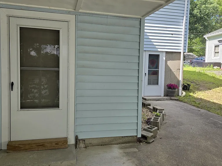 113 Oak Ridge Dr #B — Photo 16