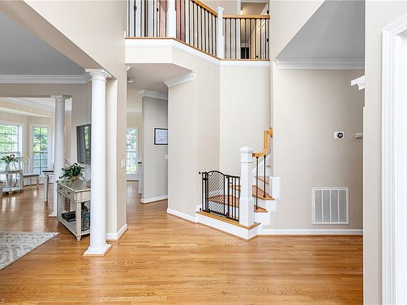 5th image of 1108 Providence Ct