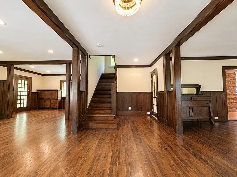 1 Edgehill Rd — Photo 9