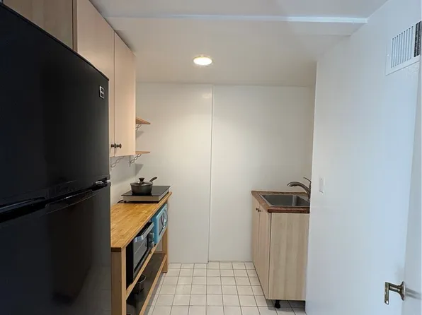 1033 Eastman Way, Laguna Beach, CA 92651