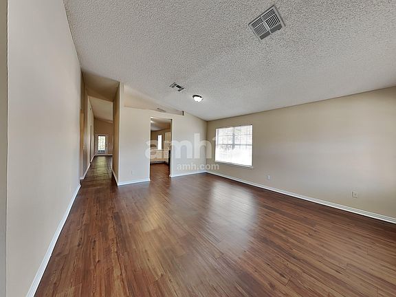 5th image of 6241 N Ironside