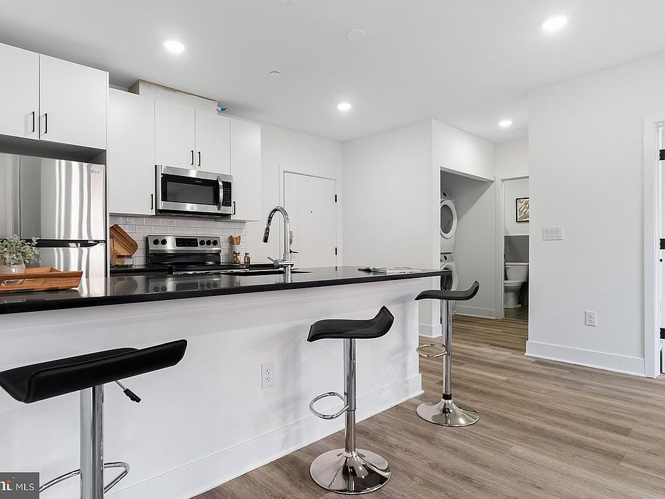 1st image of 332 Cecil B Moore Ave #401