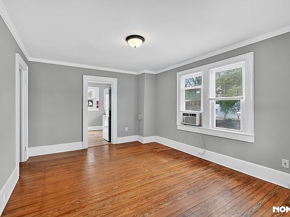 3rd image of 304 1/2 Marstellar St