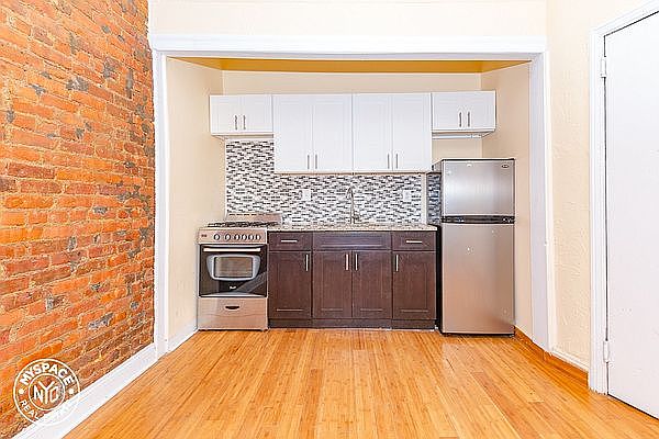 1st image of 129 Rogers Ave #3B