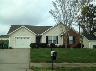 7107 Davis Forest Ln, Charlotte, NC 28262
