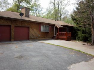 3625 Rock Spring Ln, Tobyhanna, PA