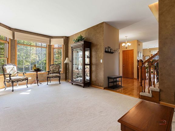 3rd image of 1490 Pheasant Trail Ct