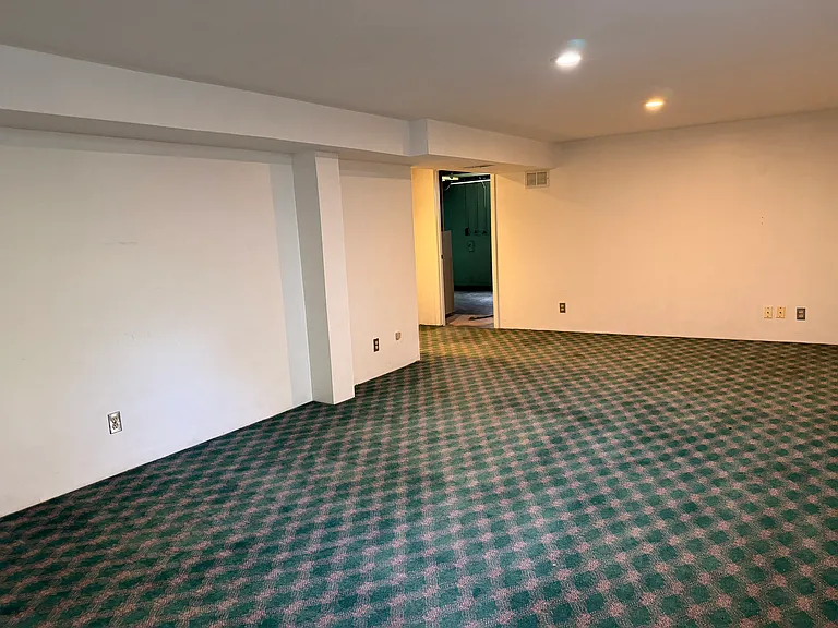 9200 Kit Dr — Photo 15