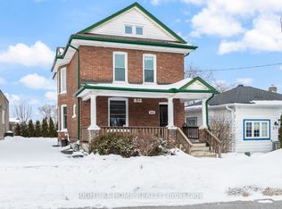 443 Ontario St FLOOR 2, Newmarket, ON L3Y2K6