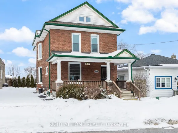 443 Ontario St, Newmarket, ON L3Y 2K6
