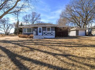 219 S Clark St, Viborg, SD 57070