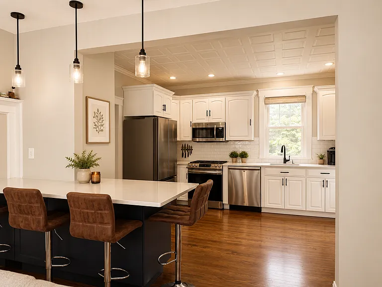 25 E Summit St — Photo 13