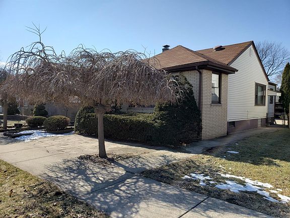 3rd image of 5526 Baring Ave