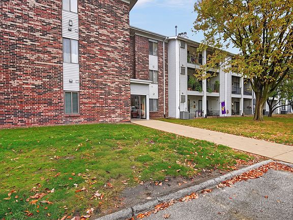 2nd image of 4805 86th St APT 34