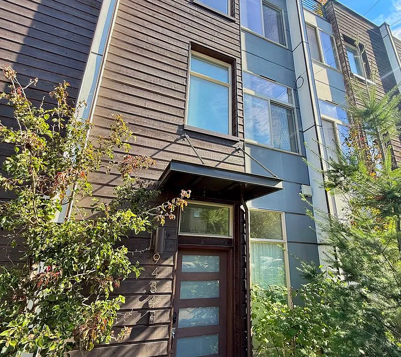 9434 Linden Ave N