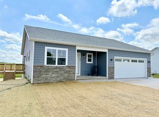300 Eisenhower Ct, Cuba City, WI 53807