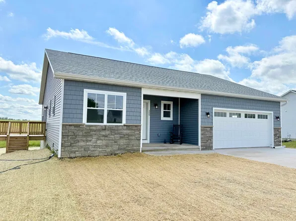 300 Eisenhower Ct, Cuba City, WI 53807