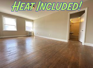 132 N Wayne Ave APT 3, Waynesboro, VA 22980