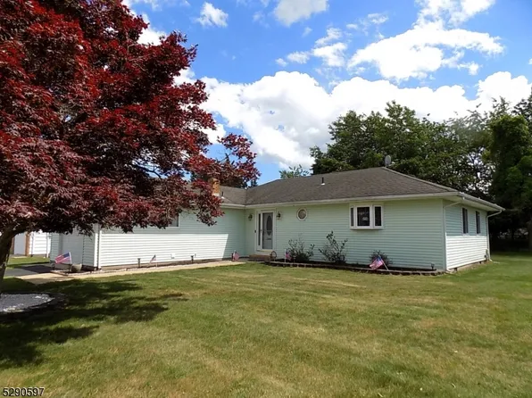 83 Barbuda St, Berkeley Twp., NJ 08757