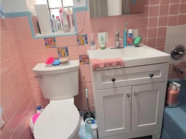 1853 West 4th Street image 7 of 12