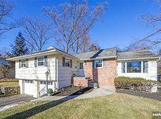 181 Nottingham Rd, Ramsey, NJ 07446