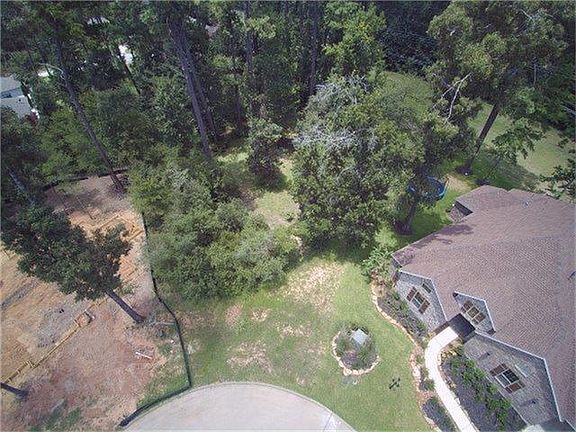 2nd image of 295 W Pines Dr