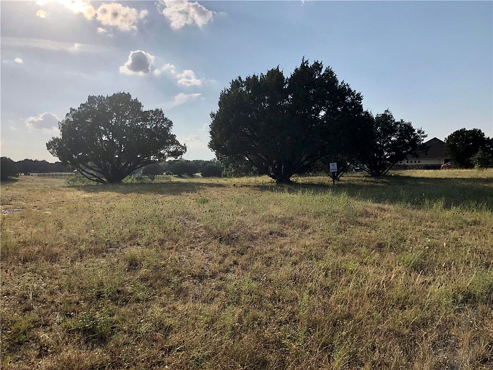 1st image of 112 Quiet Oak Cv