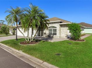 696 Paradise Point, Haines City, FL 33844