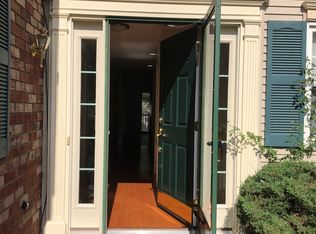 116 Topaz Dr, Franklin Park, NJ 08823