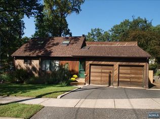 370 Walnut St, Township Of Washington, NJ 07676