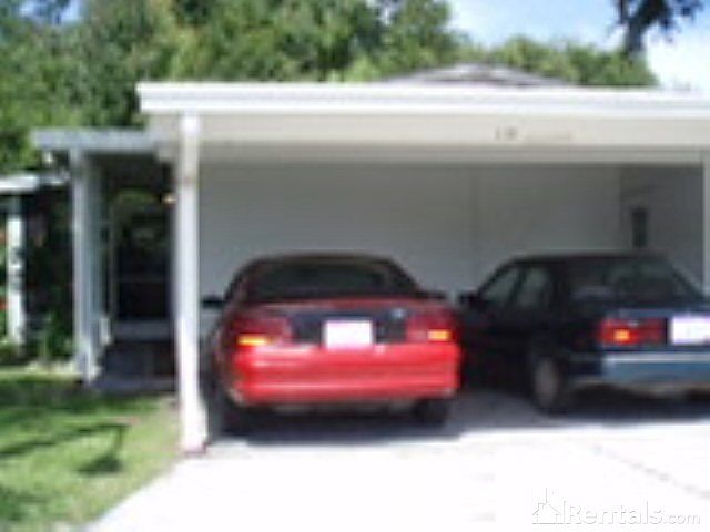 1st image of 418 Parkwood Estates Dr