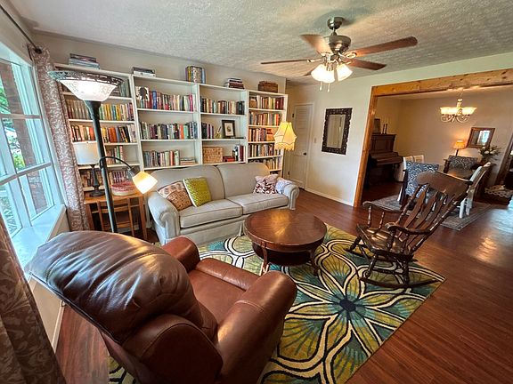 2nd image of 333 Northwood Ln