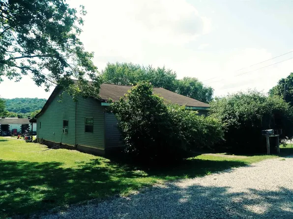 16443 1st St, Logan, OH 43138