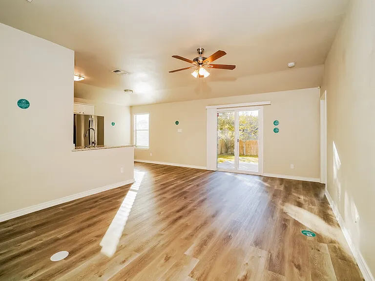 3605 Candlebrook Ln — Photo 6