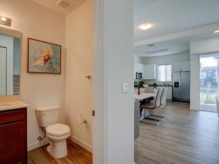1451 Pioneer Way — Photo 10