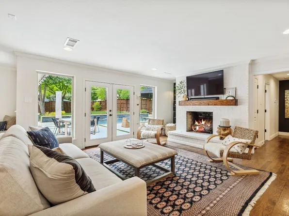 6863 Blackwood Dr, Dallas, TX 75231