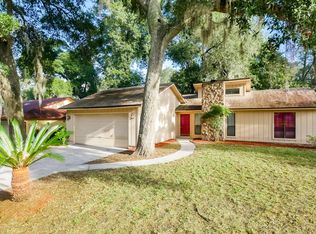 10197 Classic Oak Rd N, Jacksonville, FL 32225