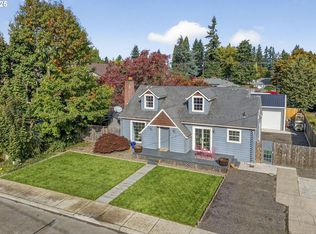 318 NE 9th Ave, Canby, OR 97013