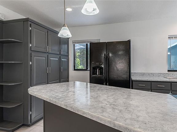 4th image of 127 Wildwood Dr