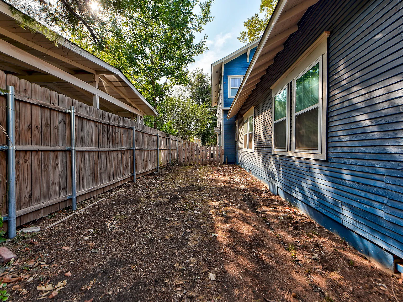 526 West Comanche Street - 1 — Photo 4
