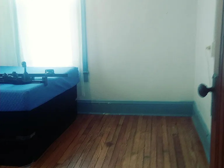 411 1/2 Penn St #B — Photo 13
