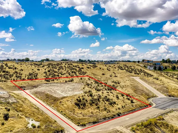 7167 Sidewinder Rd, Star, ID 83669