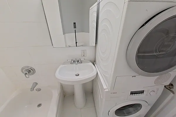 Rented by Centennial Properties NY | media 18