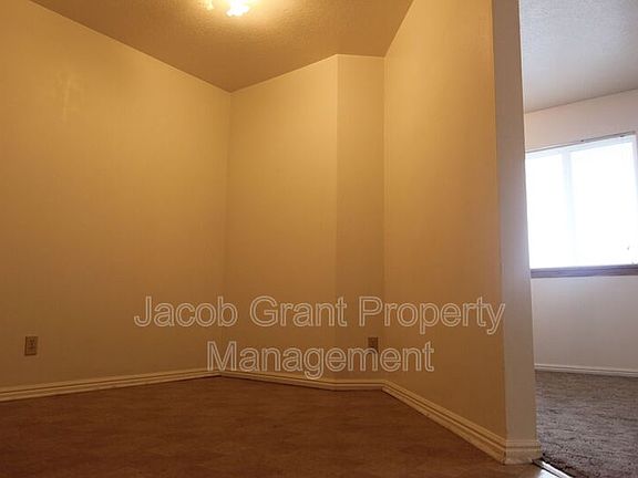 3rd image of 627 Hoopes Ave APT 1