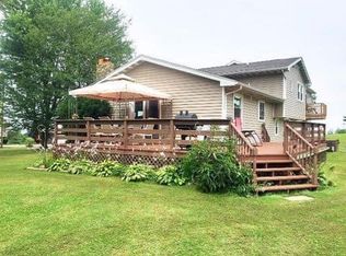 9911 Miller Rd, Fredonia, NY 14063