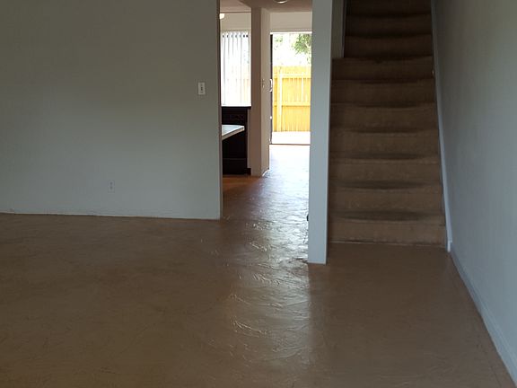 5th image of 5311 SW 40th Ave