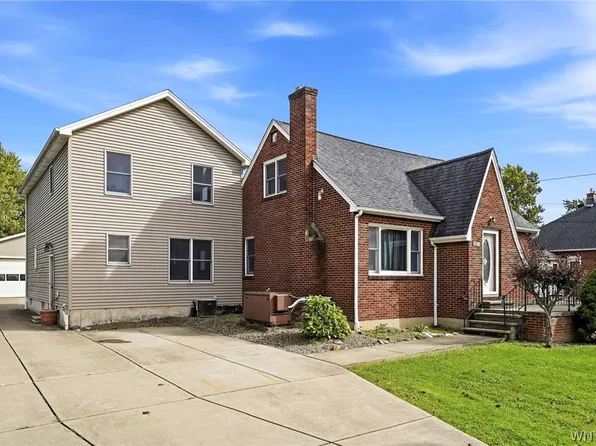 3171 Bieler Rd, Orchard Park, NY 14127