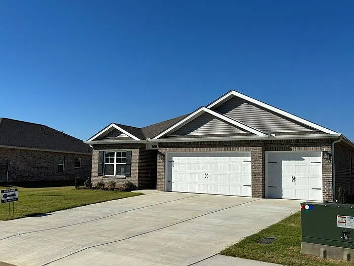 211 Crane Hollow Ln