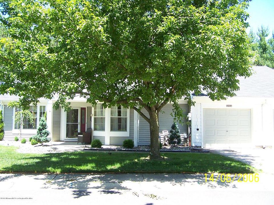 1st image of 1202A Thornbury Ln