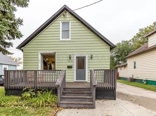 1813 5th Ave S, Fargo, ND 58103